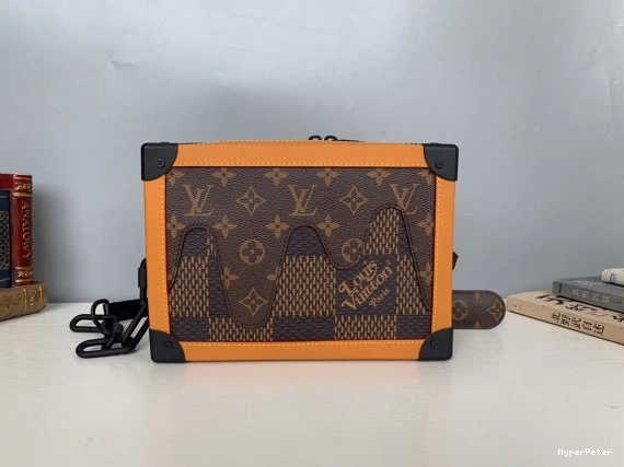 TRUNK SOFT LOUIS VUITTON 0805